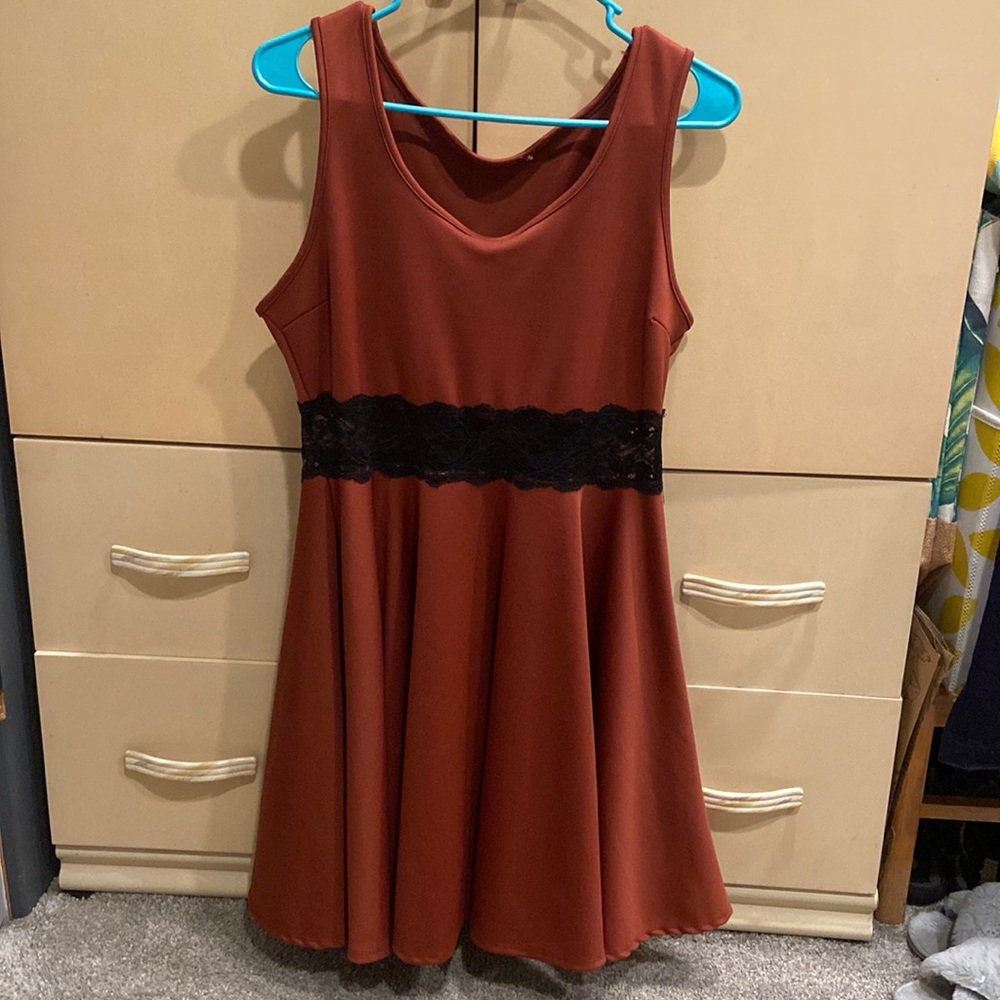 Maroon flow dress